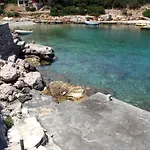 By The Sea Cove Zarace - Gdinj, Hvar - 4596 Appartement Gdinj