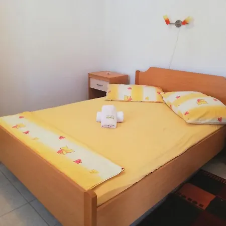 By The Sea Cove Zarace - Gdinj, Hvar - 4596 Daire *